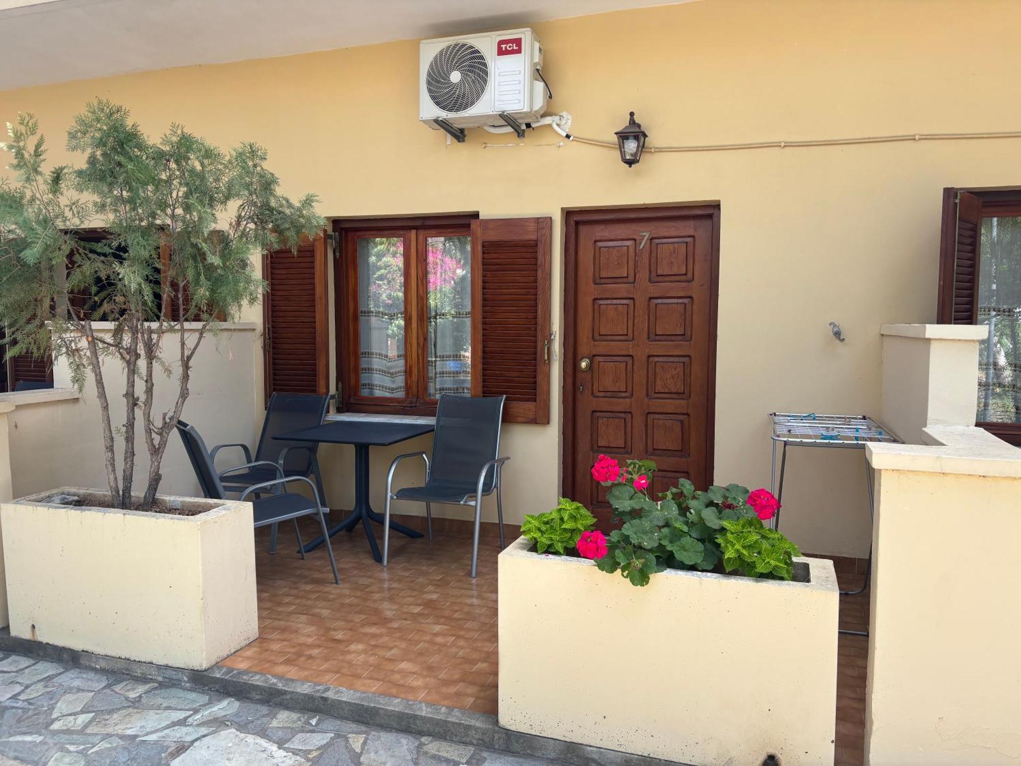 Stelios Rooms ปาไลโอโกรา ภายนอก รูปภาพ