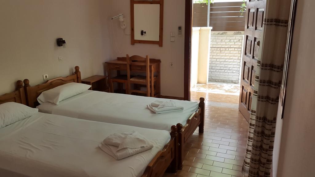 Stelios Rooms ปาไลโอโกรา ภายนอก รูปภาพ