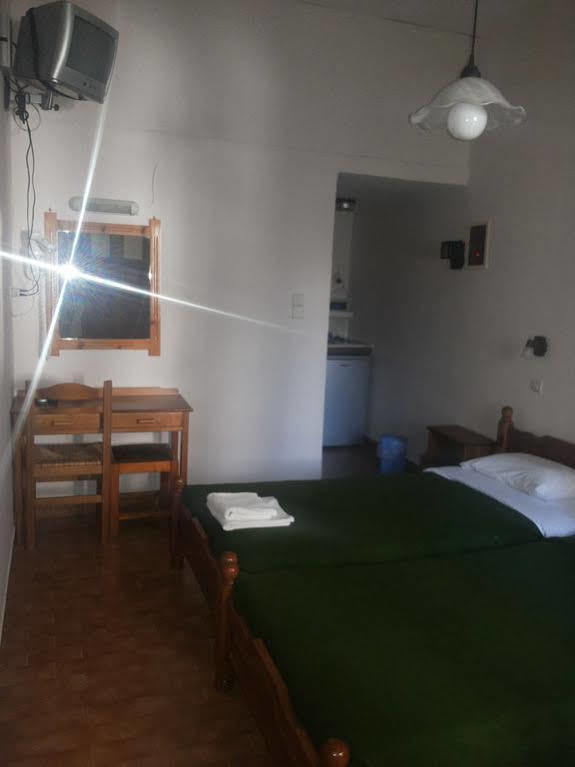 Stelios Rooms ปาไลโอโกรา ภายนอก รูปภาพ