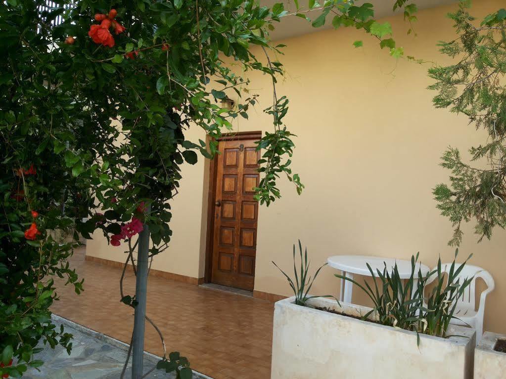 Stelios Rooms ปาไลโอโกรา ภายนอก รูปภาพ