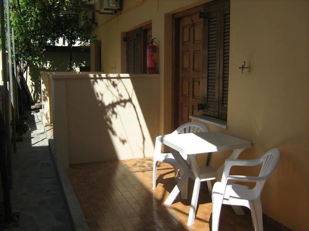 Stelios Rooms ปาไลโอโกรา ภายนอก รูปภาพ
